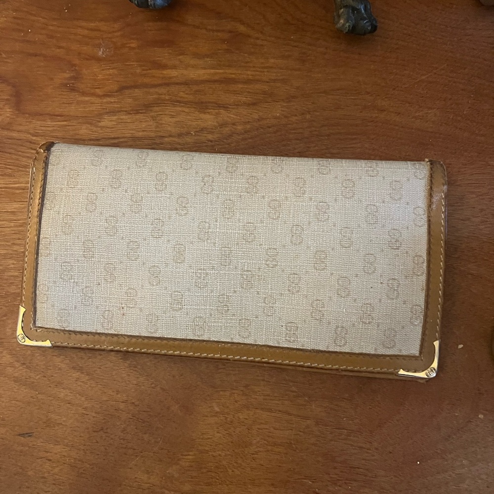 Gucci Wallet Bifold Long Envelope Checkbook. Beige Tan Vintage.